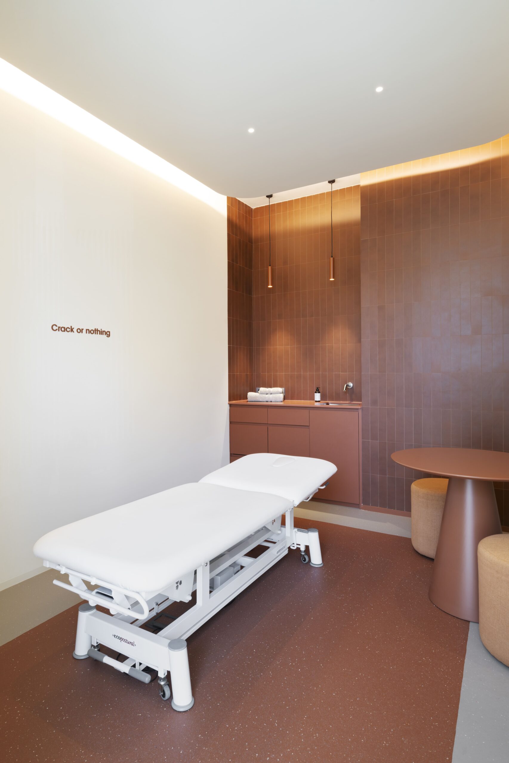 Centro IESIK_Vic Projects + Pim Pam Studio 13
